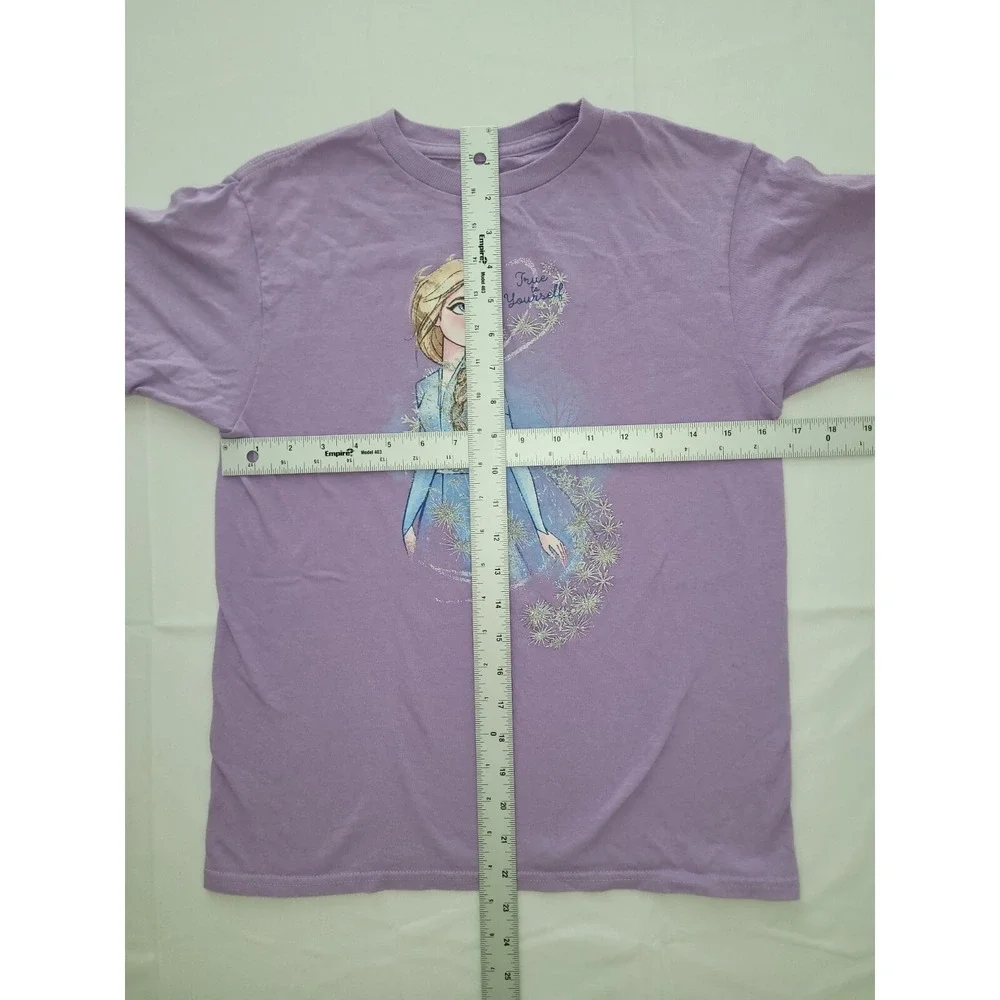 Disney Frozen II True To Yourself Elsa Graphic Tee Size M